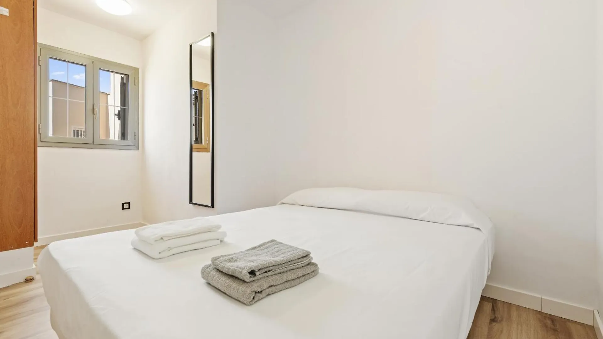بيت للعطل Welcs Casa 050 Emp Con Piscina Y Vistas Al Canal إمبوريابرافا