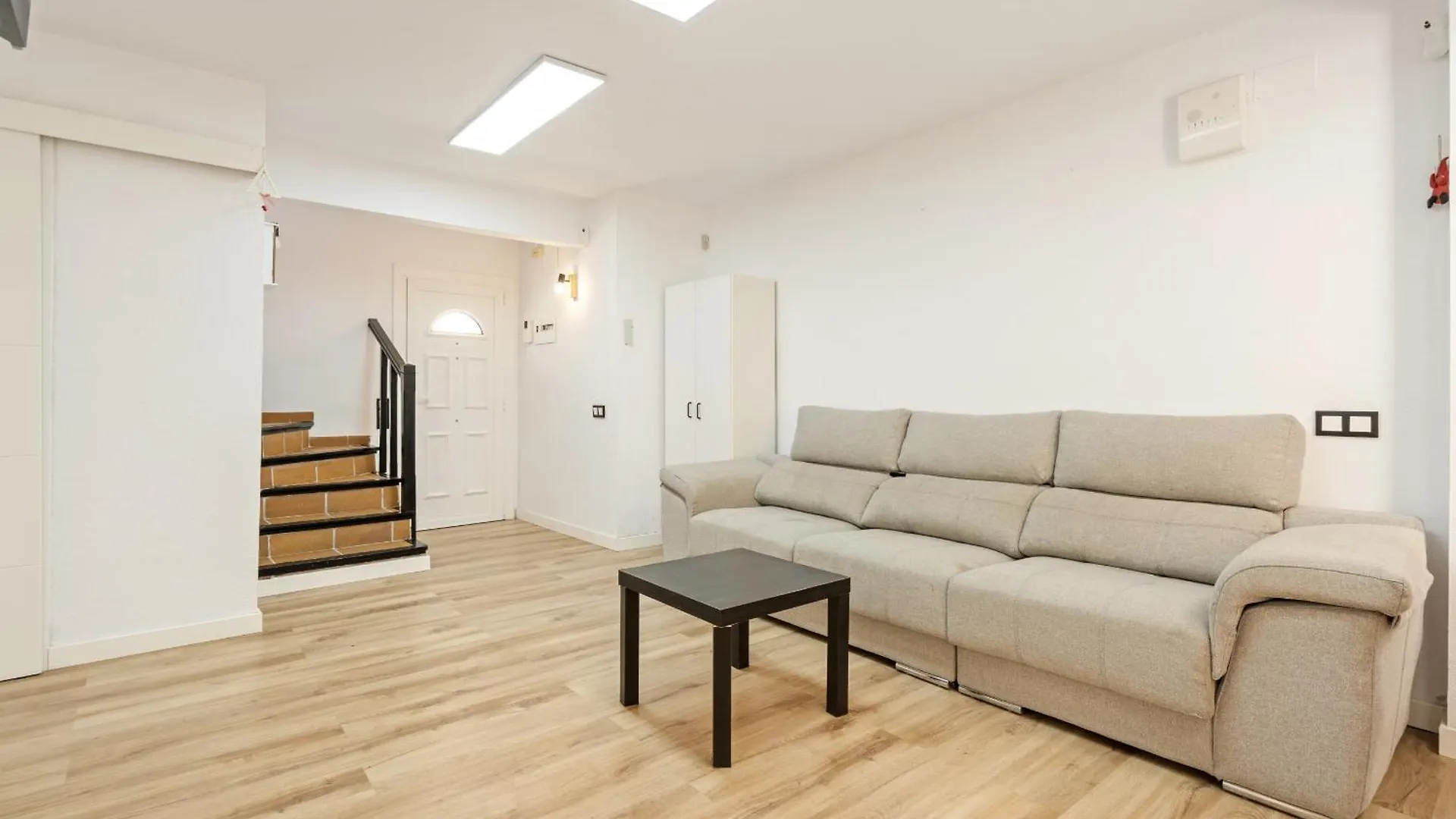 بيت للعطل Welcs Casa 050 Emp Con Piscina Y Vistas Al Canal إمبوريابرافا